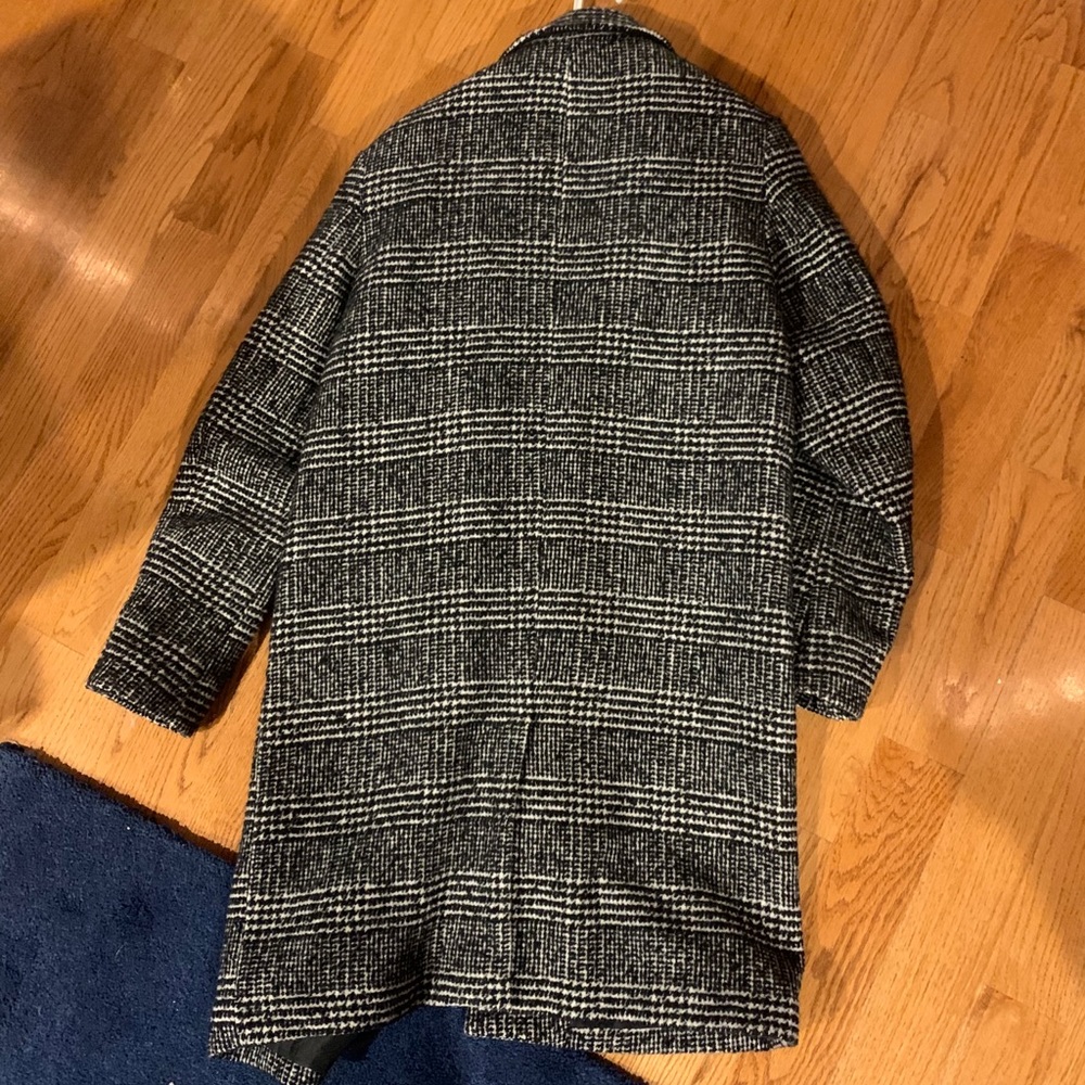 H&M jacket - Picture 3 of 3
